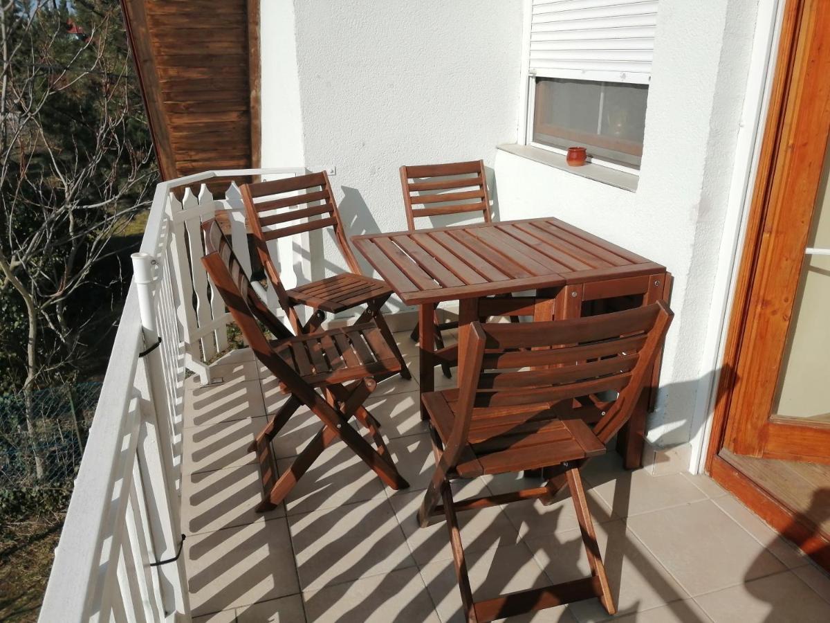 Apartment Two Bedroom With Swimming Pool *